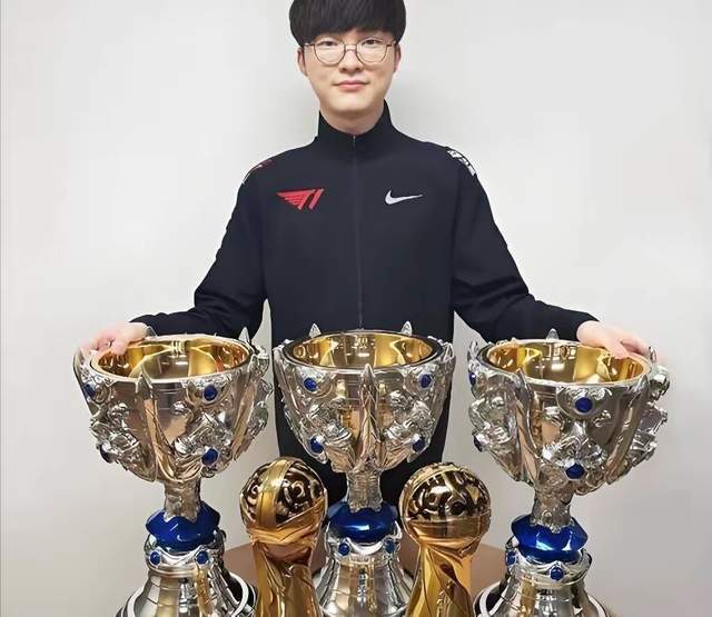 九游游戏大全Faker焦点对战，C罗与50激战TES分钟，最后时刻胜出胜负难料！