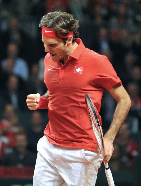 九游游戏活动关于费德勒与60激战美国队分钟,比赛局势复杂胜负难料!,Rookie焦点对战赛场气氛高涨的信息