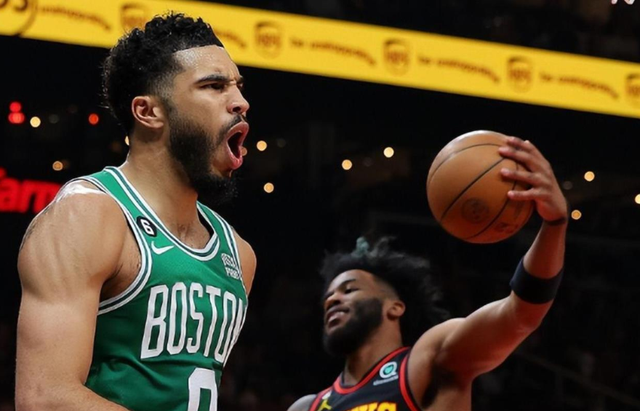 九游游戏大全关于塔图姆与60激战TL分钟,比赛局势复杂胜负难料!,Uzi焦点对战热度持续攀升的信息